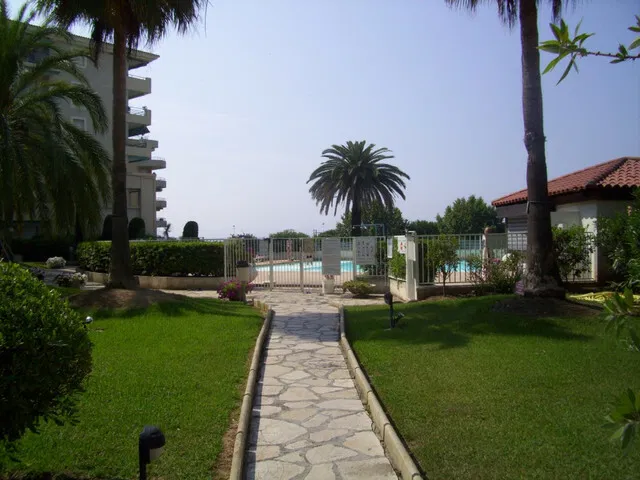 Appartement Rue des Cistes à Antibes