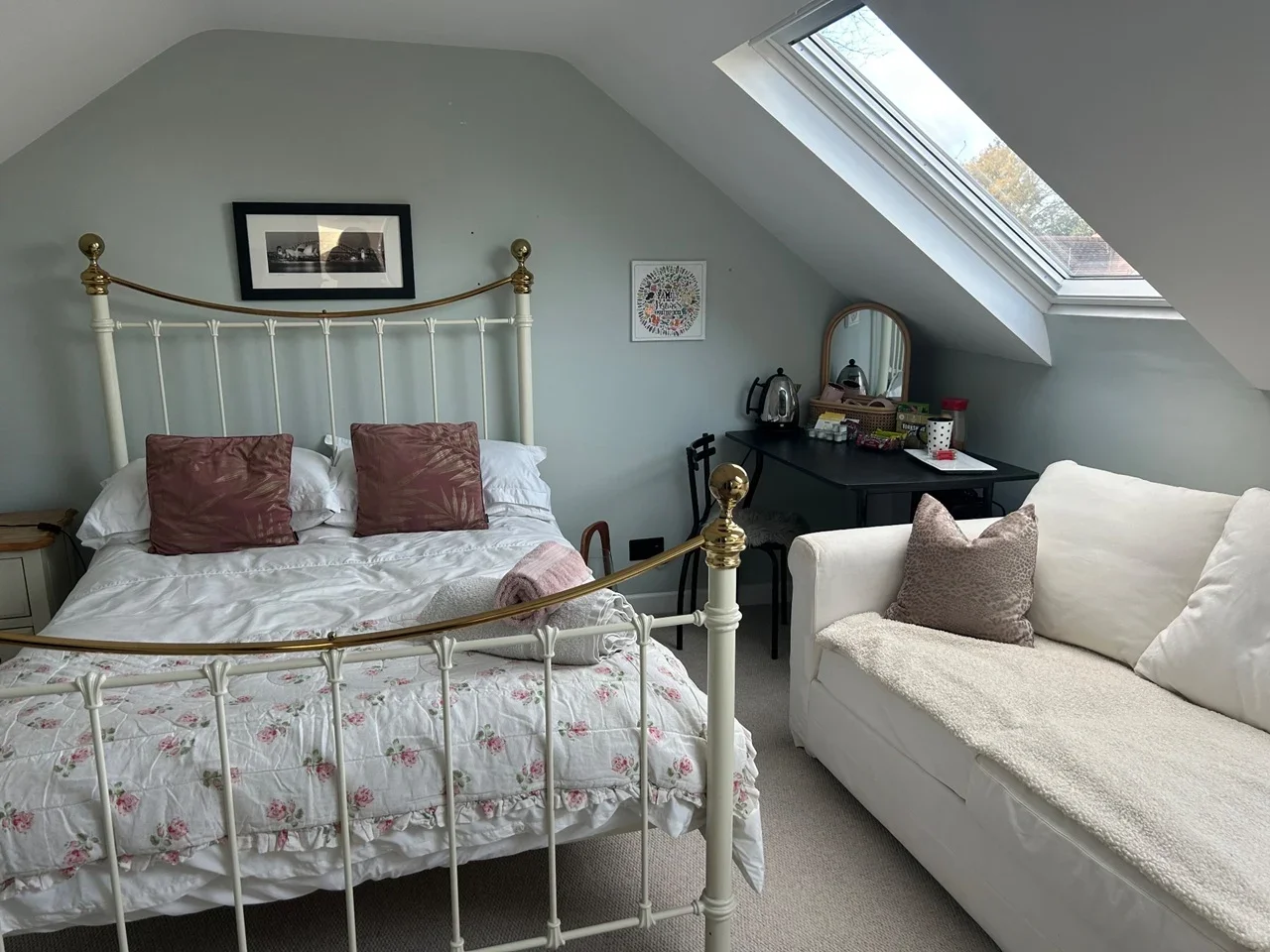 Room Mead End Road in New Forest