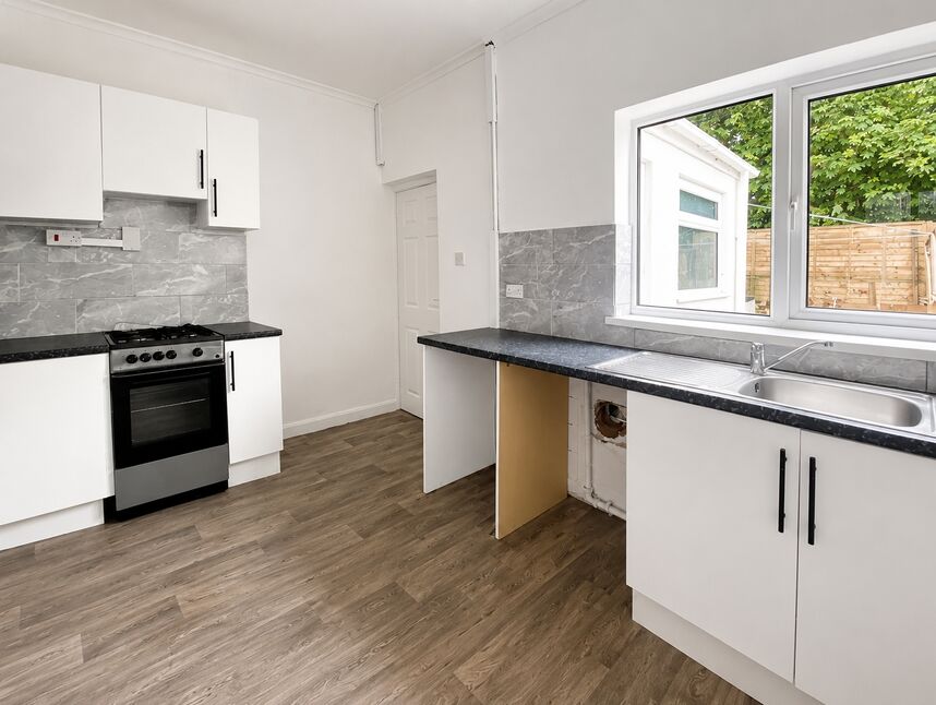 House Saunders Way in Caistor