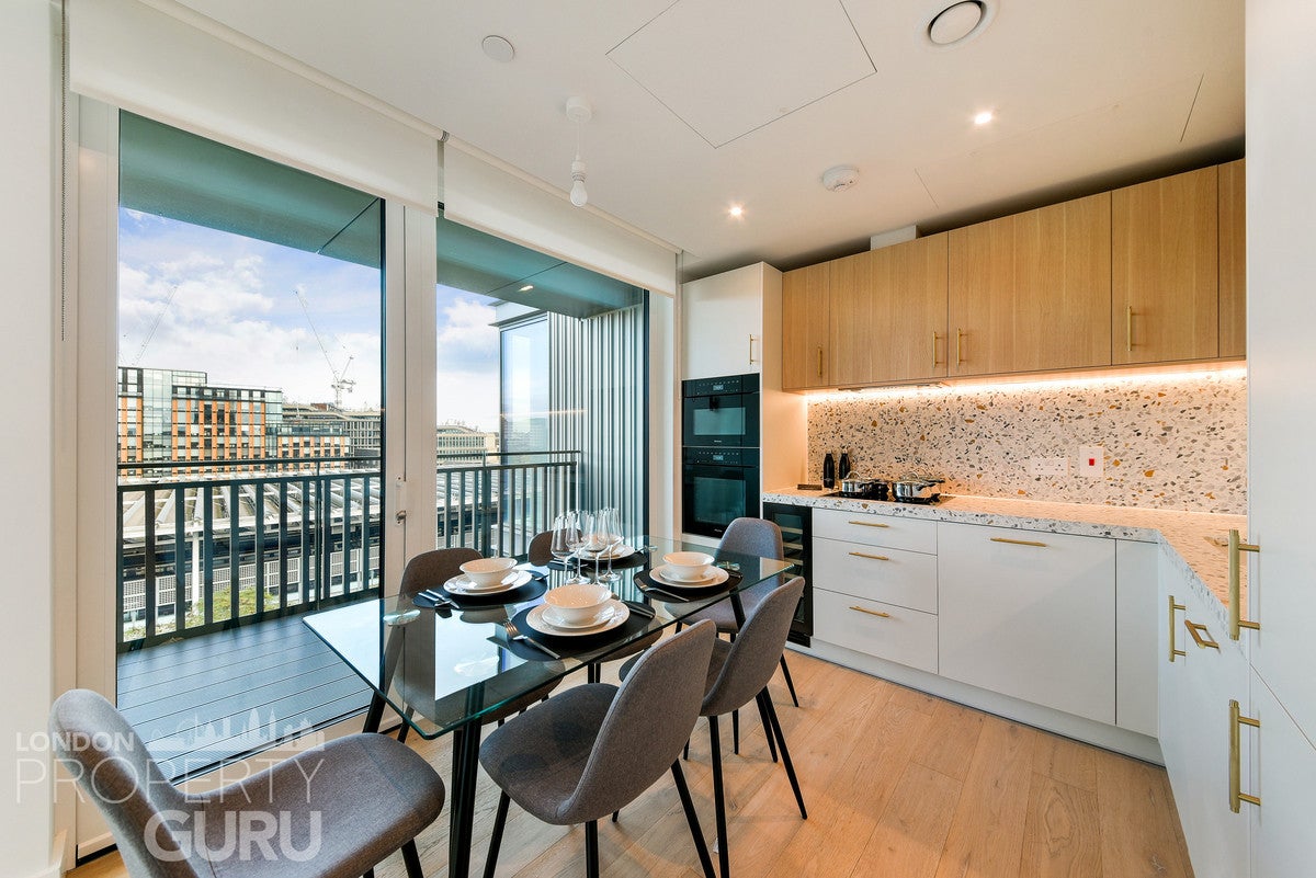 Flat Brill Place in Greater London