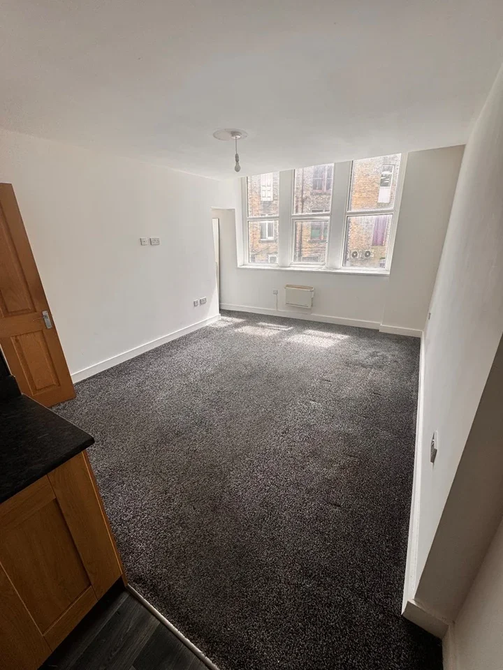 Flat Cavendish Street in Bradford