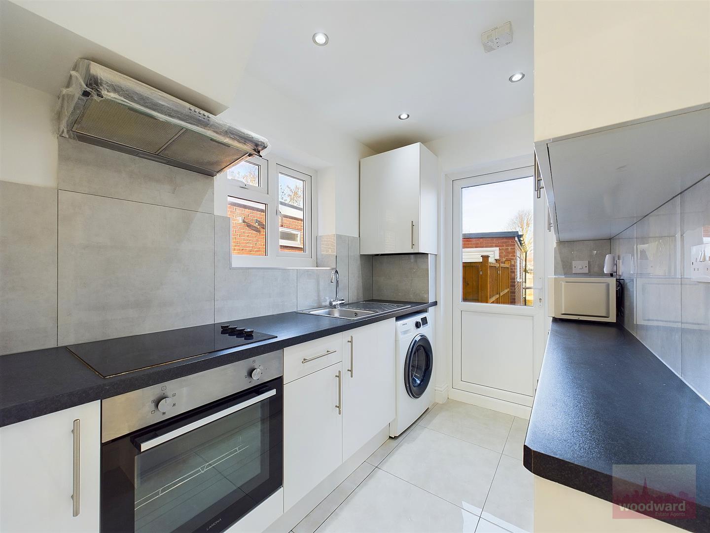 House Oakwood Crescent in Greater London