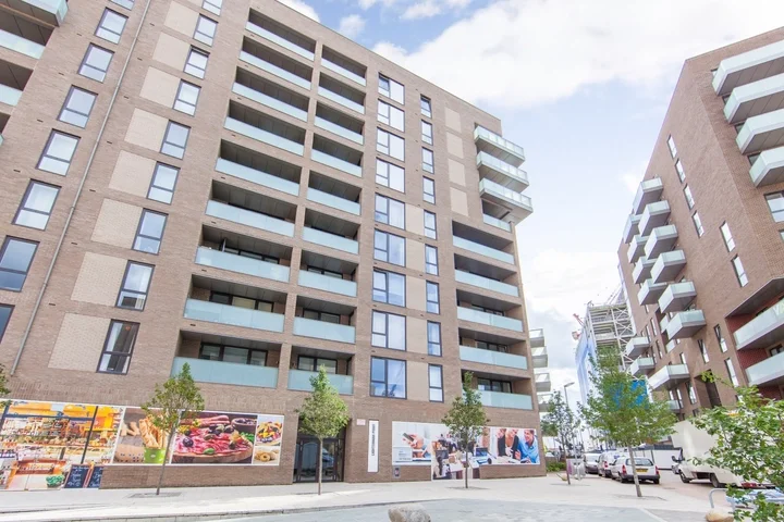 Flat Blair Street in Greater London