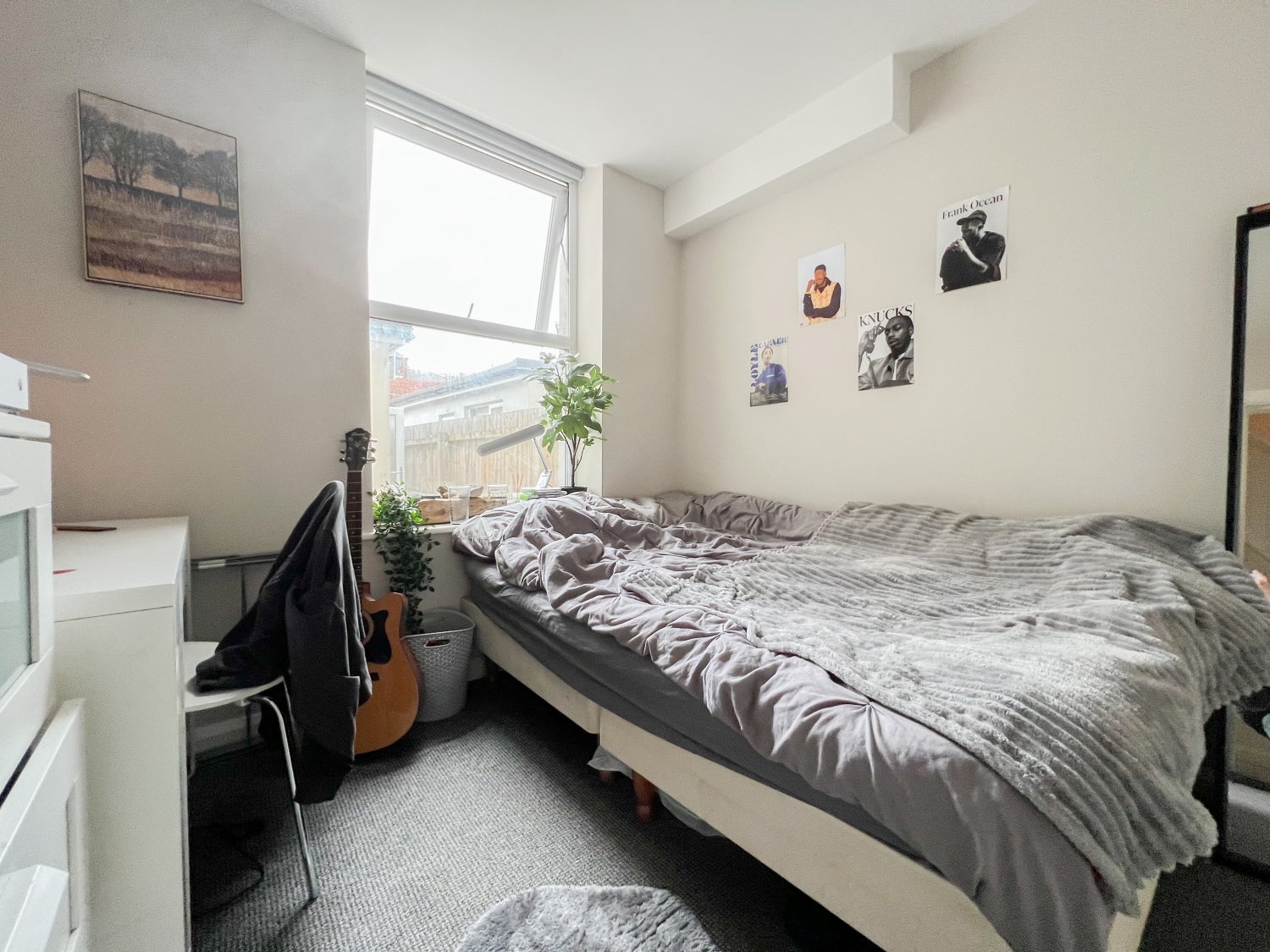 House Rhymney Terrace in Cardiff