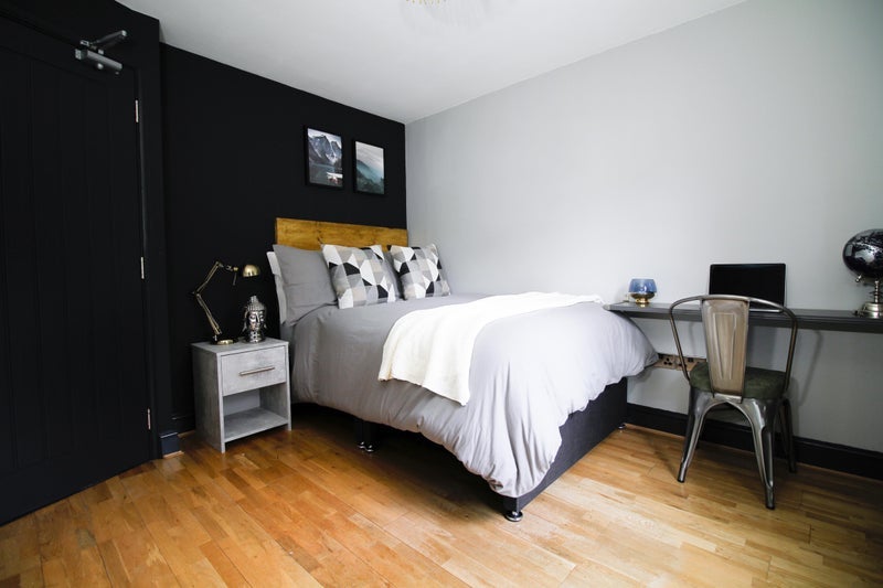 Room St Helens Street in Ipswich
