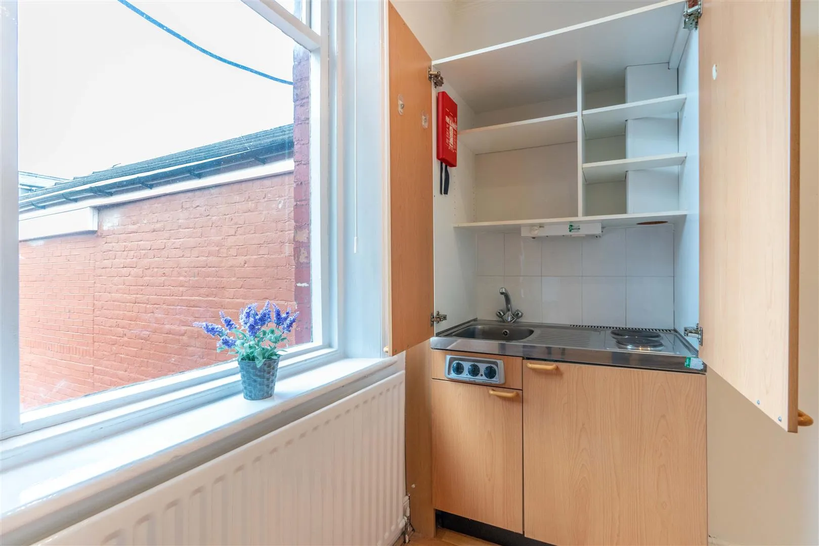 Flat Stannington Grove in Newcastle upon Tyne