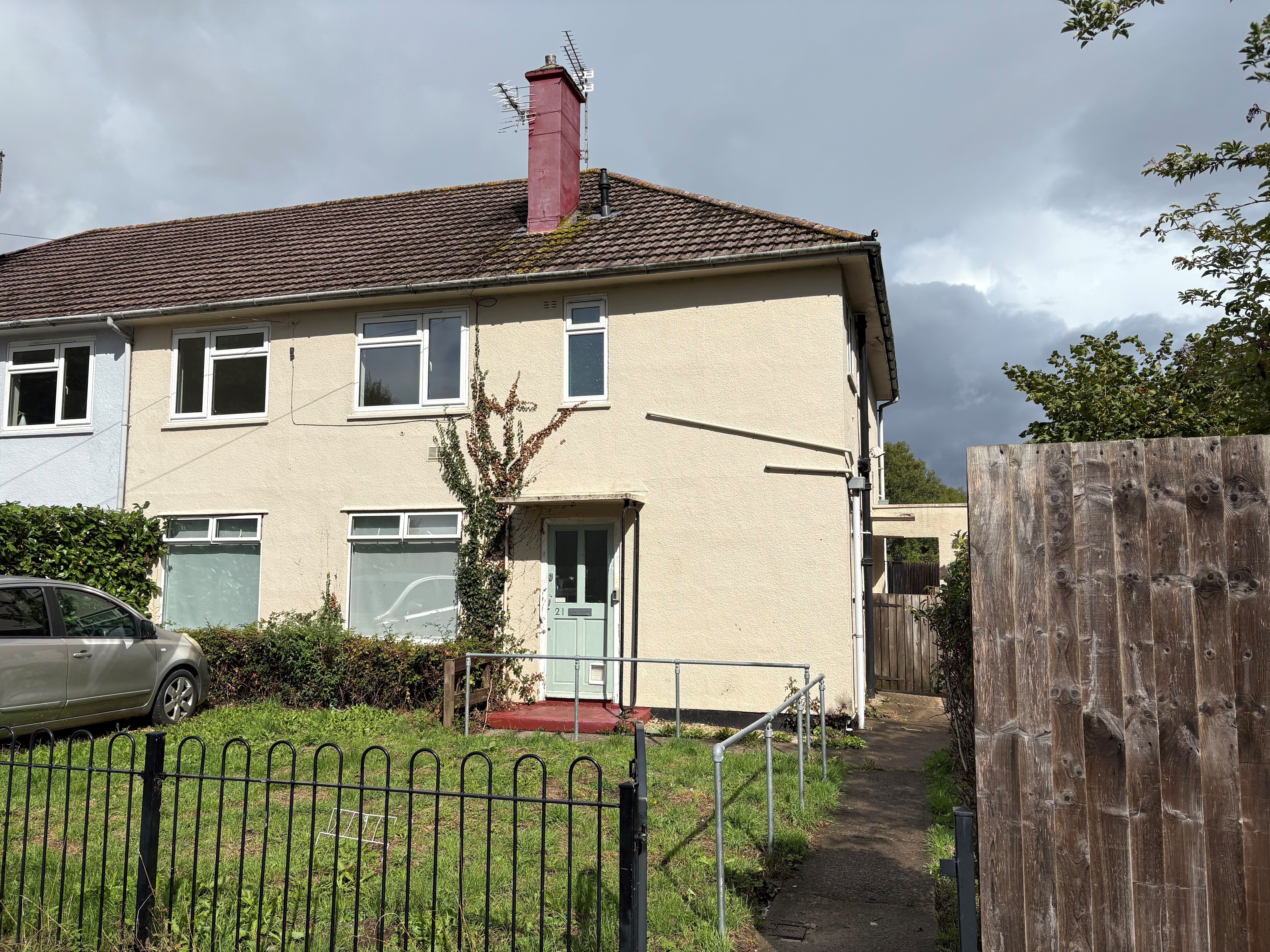 Flat Harmer Close in Bristol