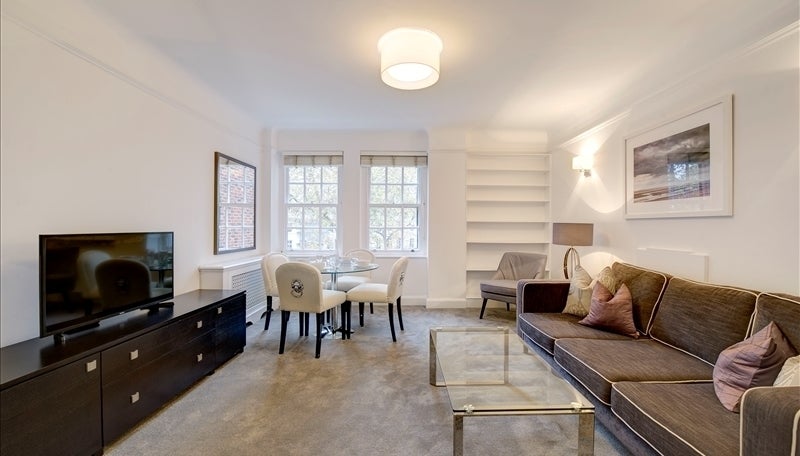 Flat Fulham Road in Greater London