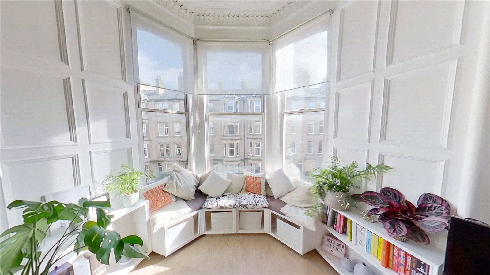 Flat Comely Bank Place in City of Edinburgh