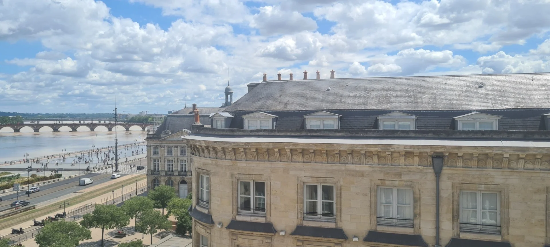 Appartement Place de la Bourse à Bordeaux