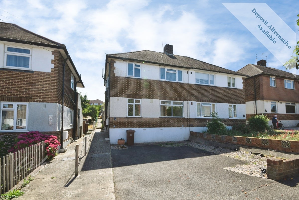 House Vale Drive in Chatham