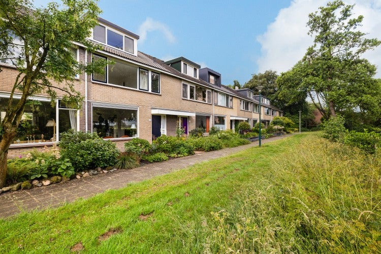 Tussenwoning te koop: Aquamarijnpad 25, Ijsselstein