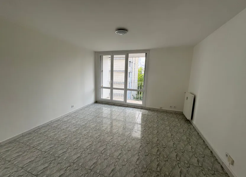 Appartement Avenue de Savigny à Aulnay-sous-Bois