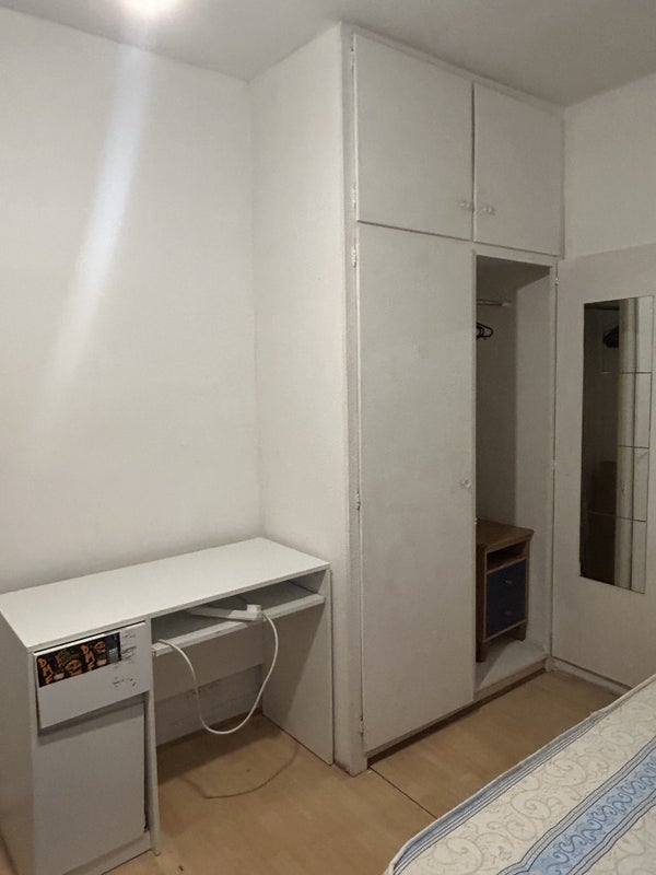 Room Harringay Road in Greater London