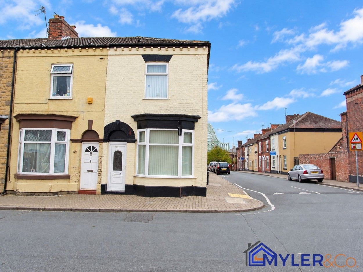 House Irwell Street in Widnes