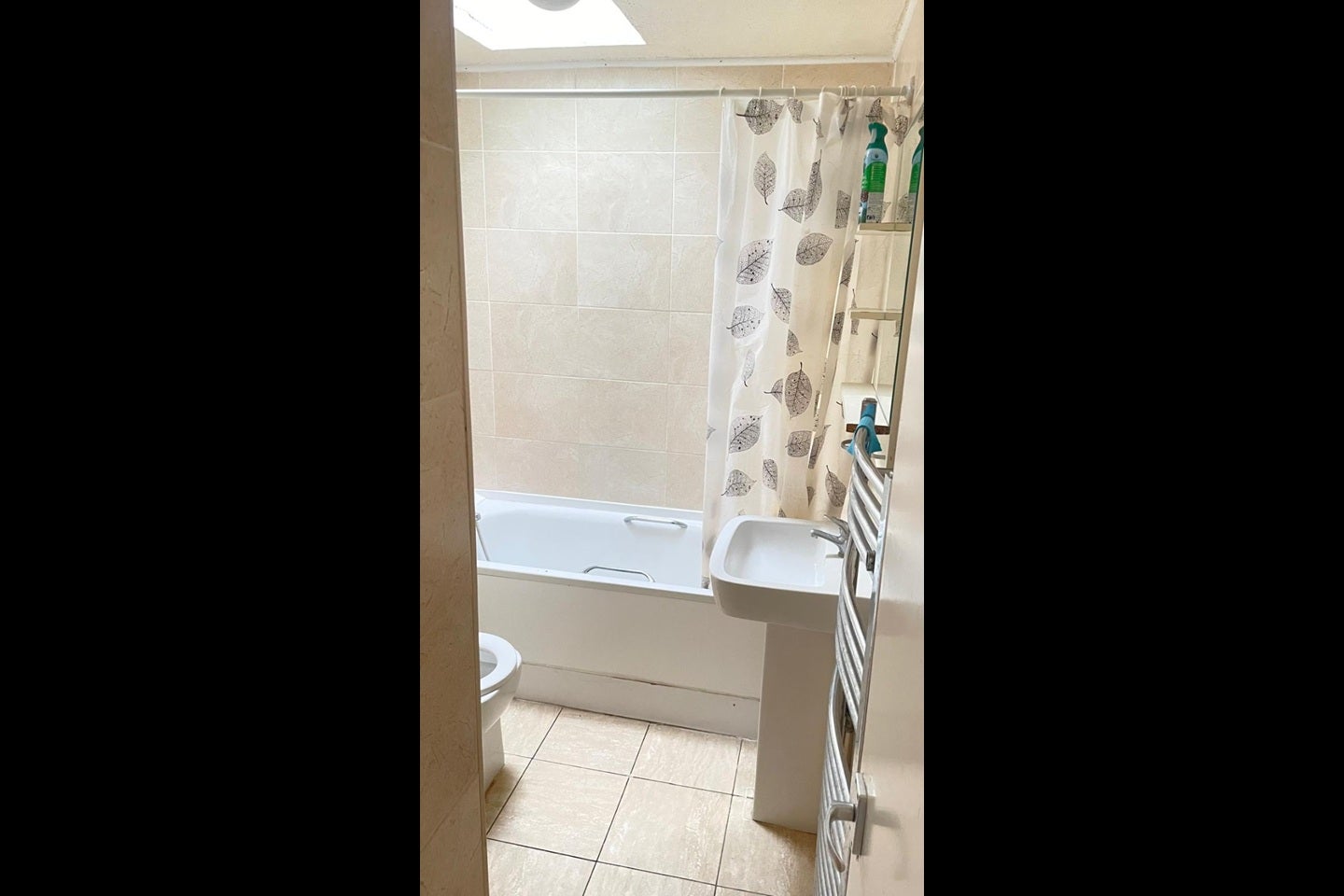 House Manford Way in Greater London