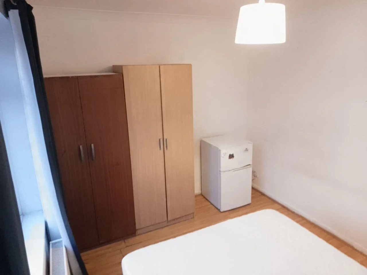 Room Atherton Road in Greater London