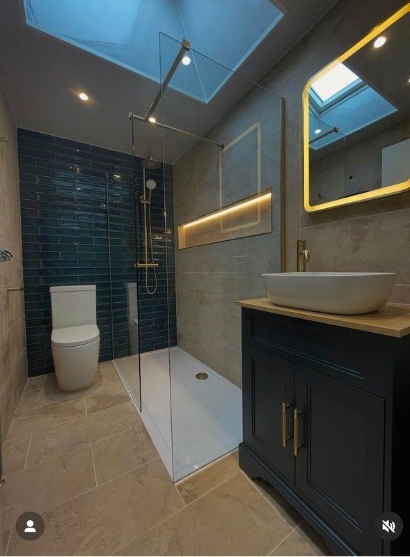 Room Shaw Street in Liverpool