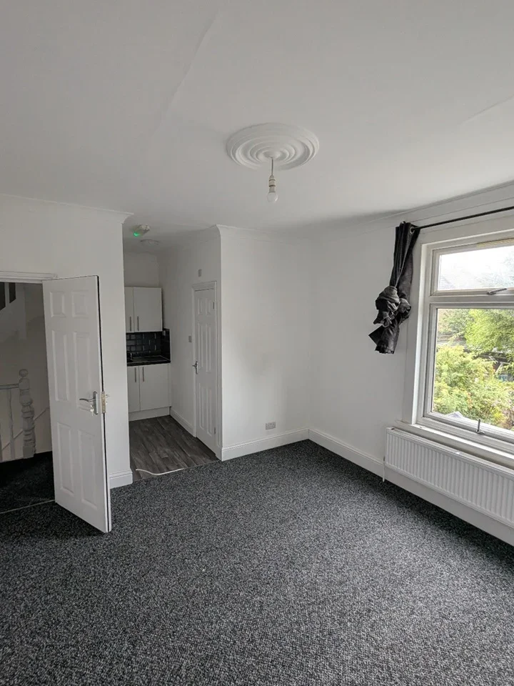 Room Goodmayes Lane in Greater London