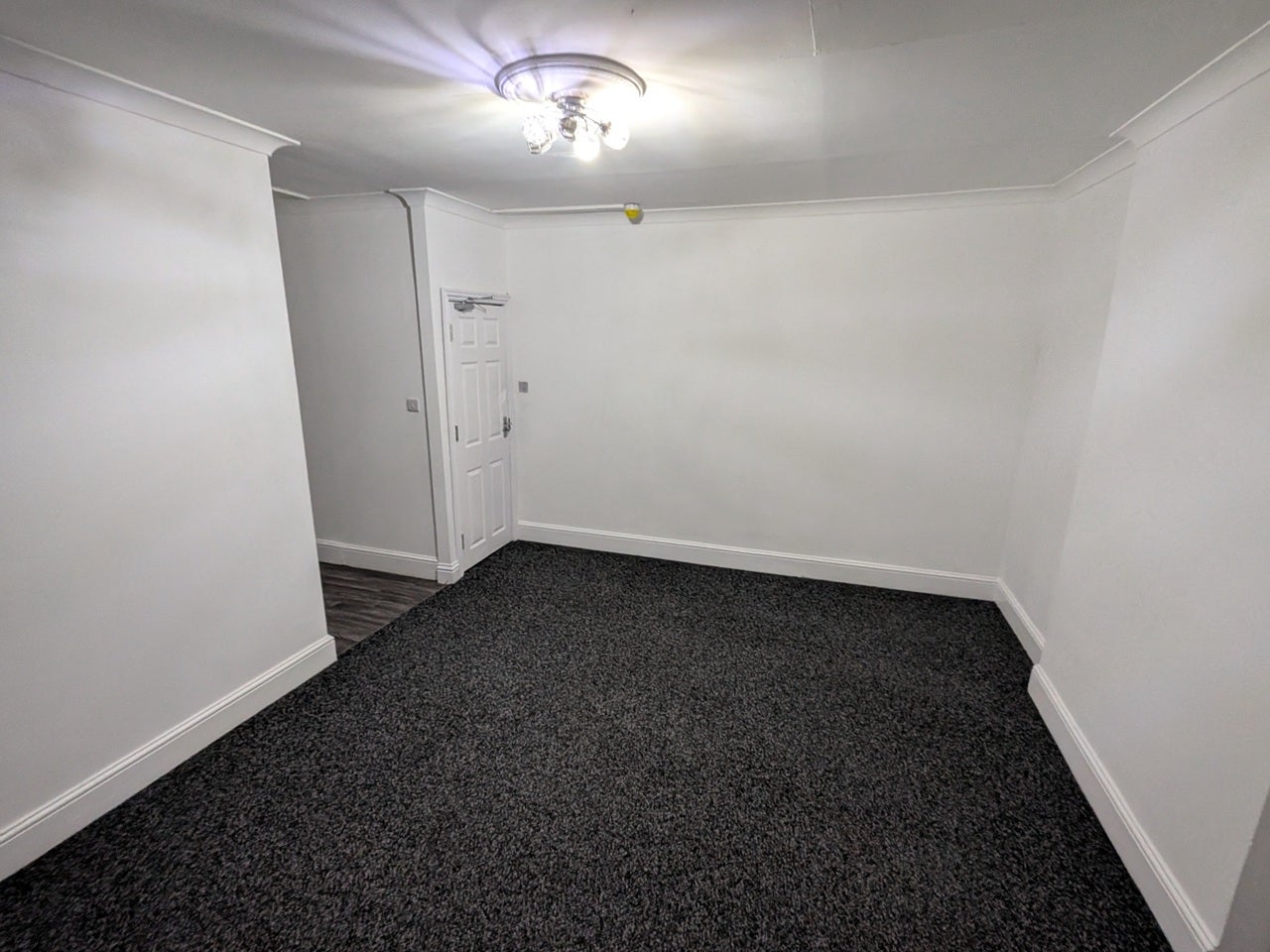 Room Goodmayes Lane in Greater London