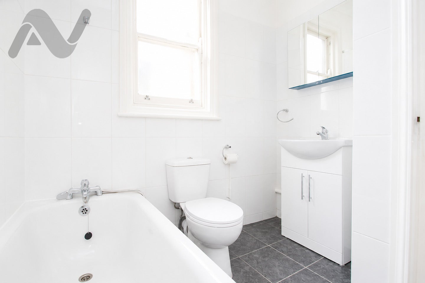 Flat Hampden Road in Greater London