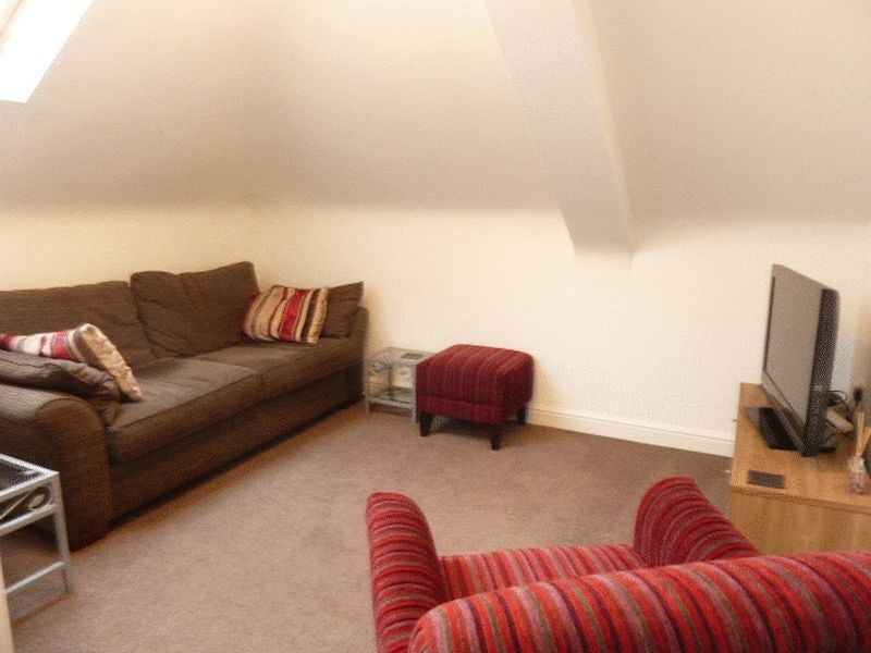 Flat Victoria Road in Shifnal