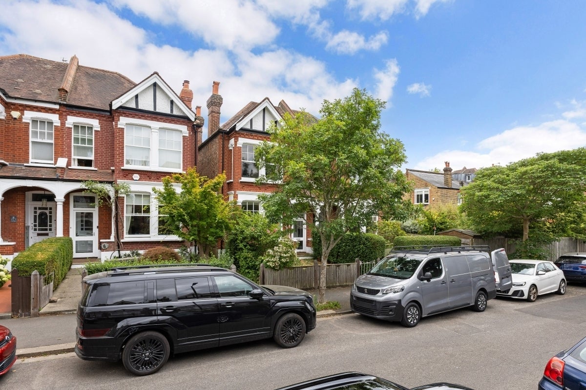House Druce Road in Greater London