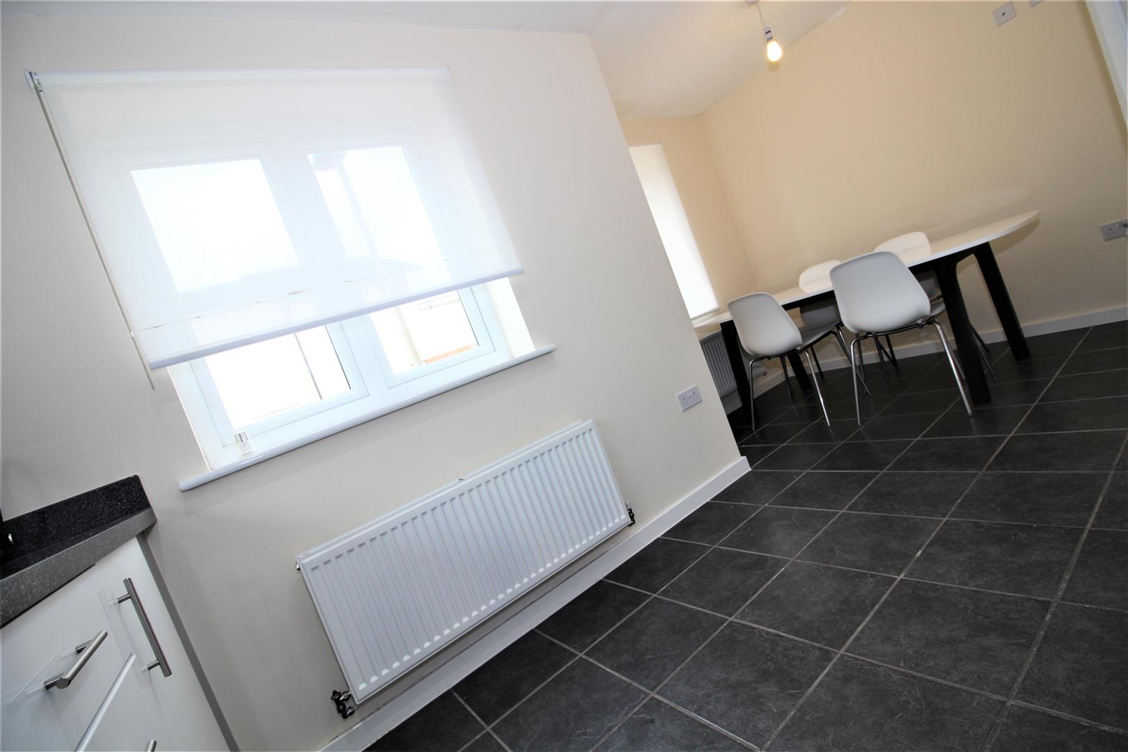 Flat Hattersley Way in Leicester