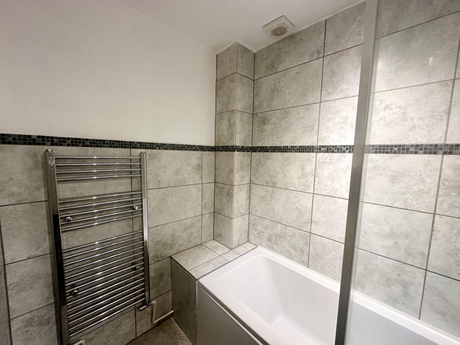 Flat Meadowbrook in Folkestone and Hythe District