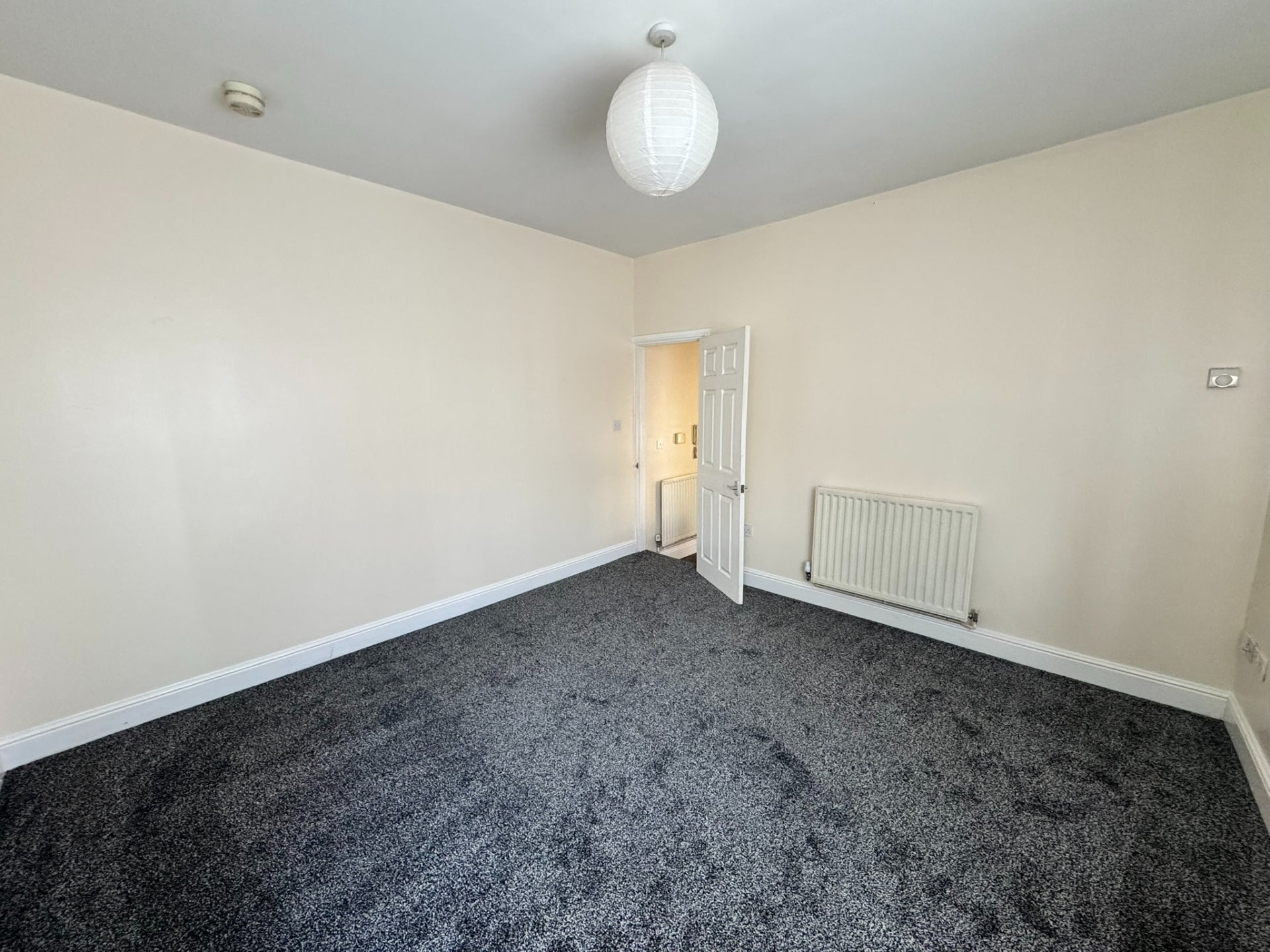 Flat Saint Saviour's Road in Leicester