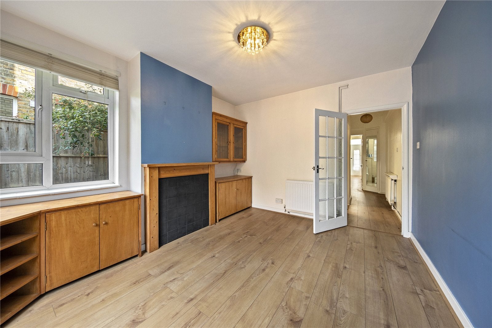 Flat Kenley Road in Greater London