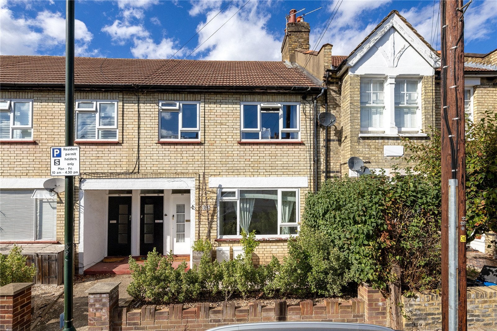 Flat Kenley Road in Greater London
