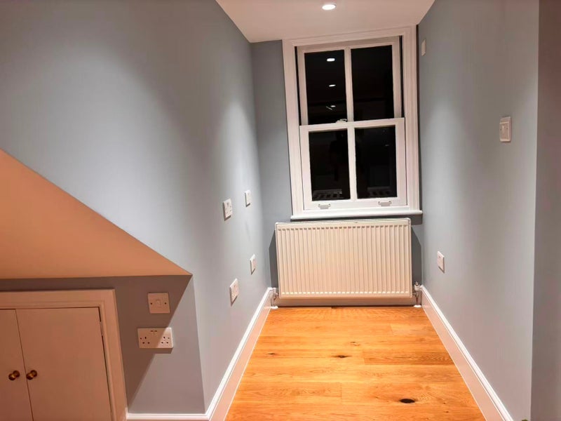 Room Prebend Gardens in Greater London