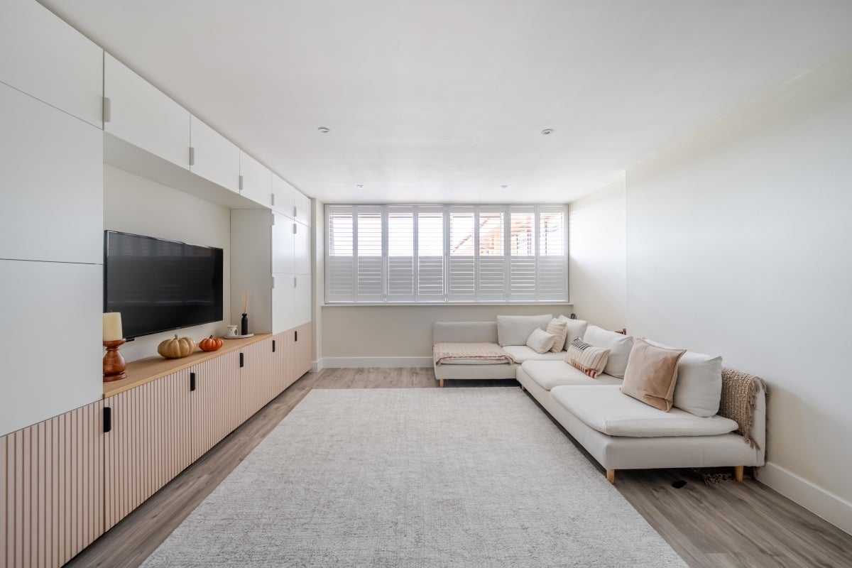 Flat Sandridge Park in St Albans
