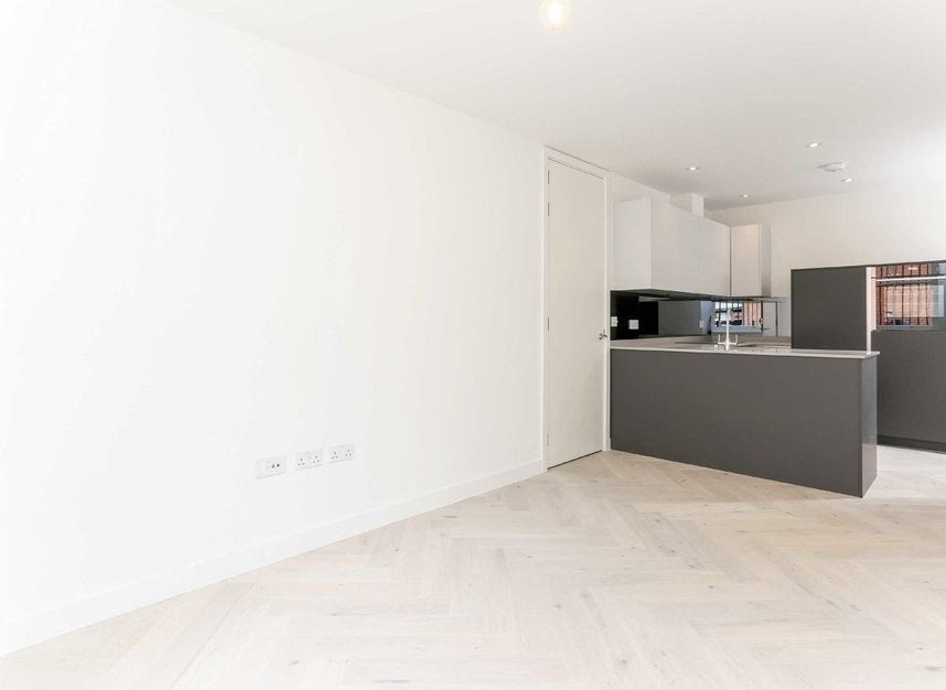 Flat Farringdon Road in Greater London