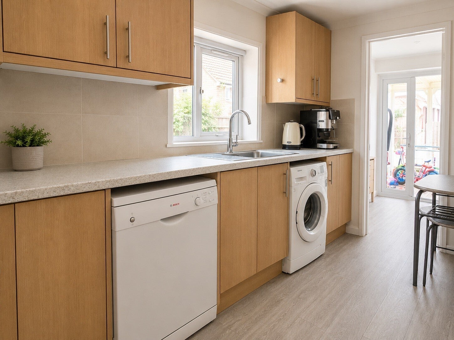 Flat Desborough Road in Eastleigh
