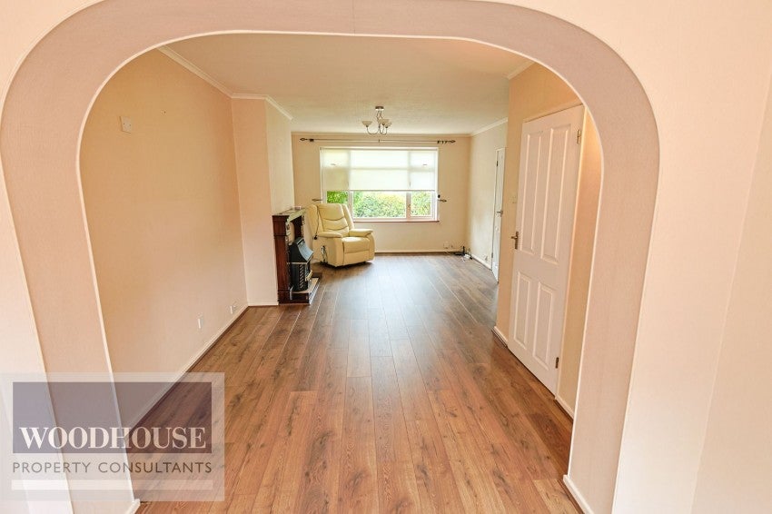 House Palmers Way in Cheshunt
