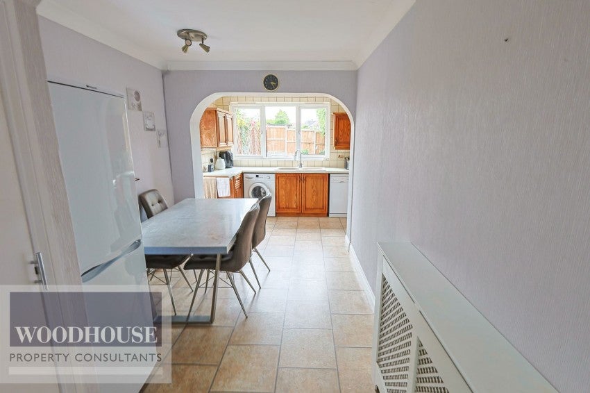 House Palmers Way in Cheshunt