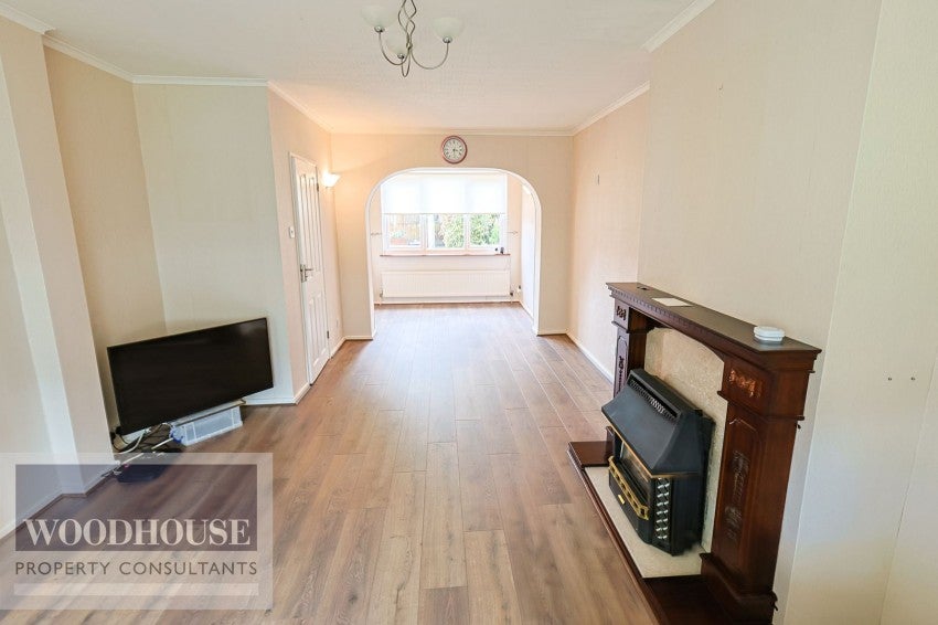 House Palmers Way in Cheshunt