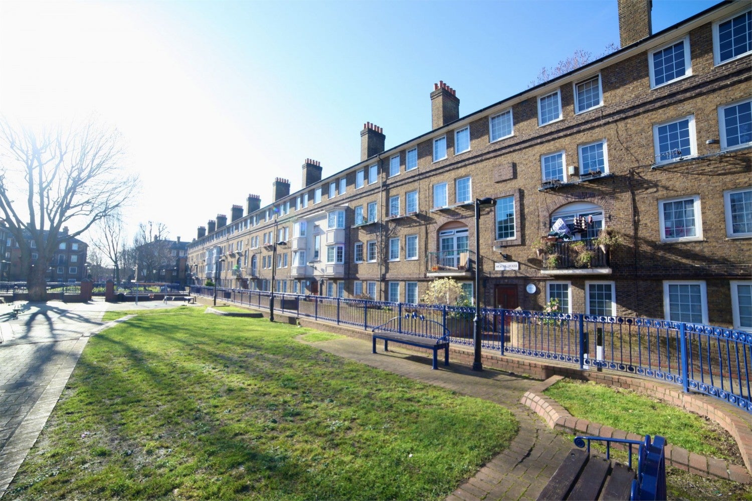 Flat Bethnal Green Estate in Greater London
