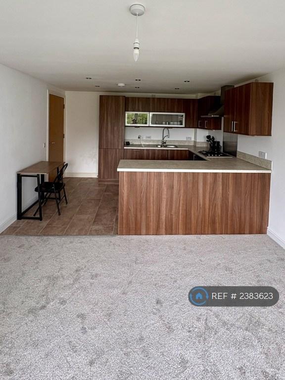 Flat Sovereign Court in City of Edinburgh