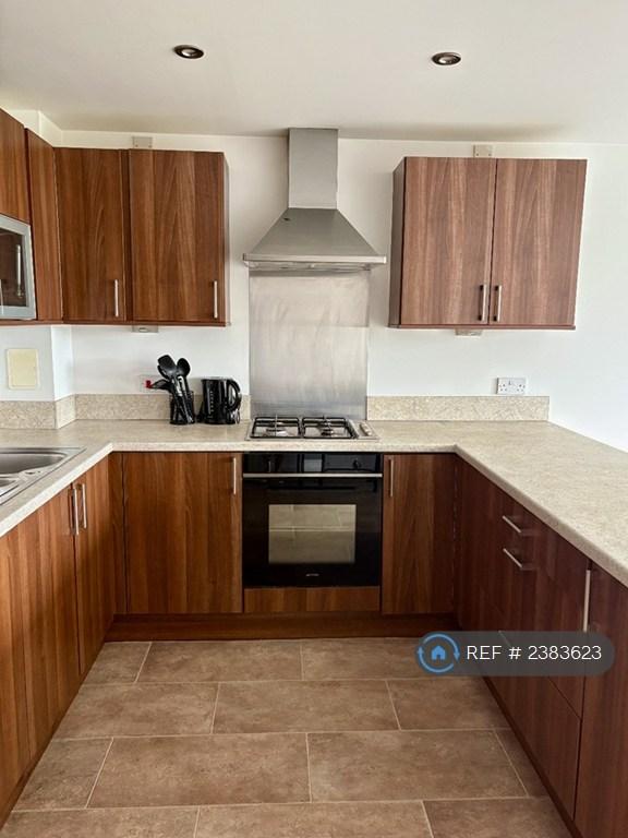 Flat Sovereign Court in City of Edinburgh