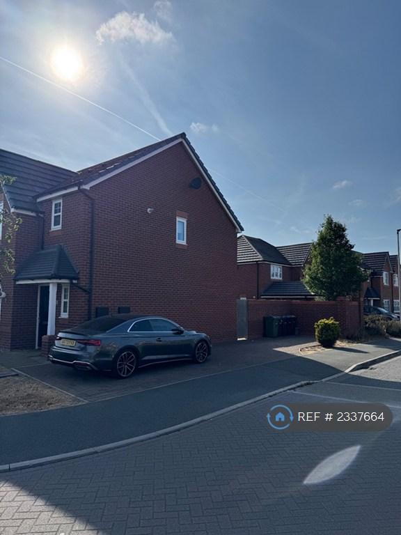 Room Downing Close in Ellesmere Port