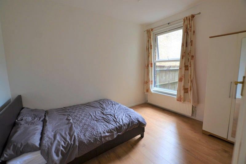 Room Noel Park Road in Greater London