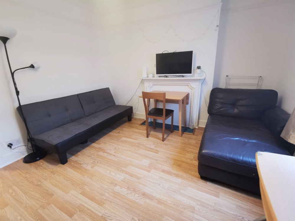 Flat Eversholt Street in Greater London