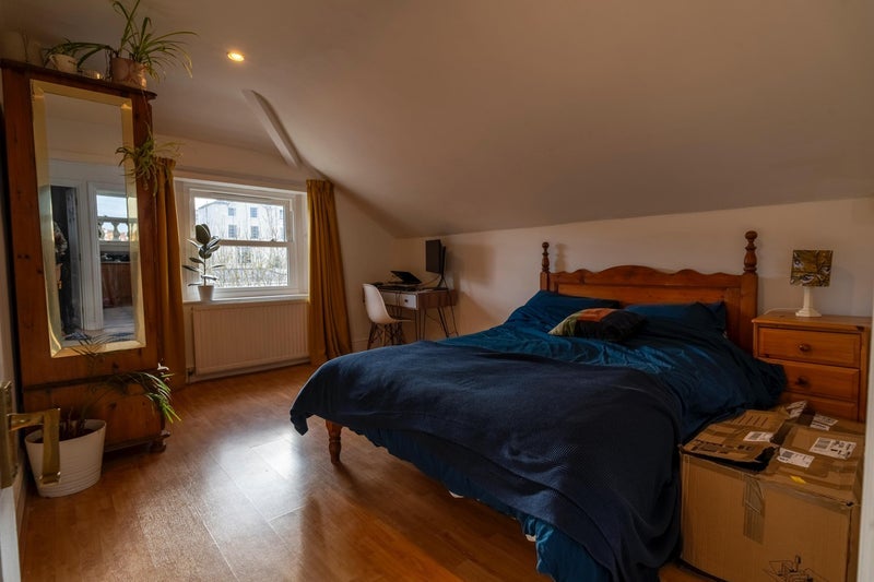 Flat Arley Hill in Bristol
