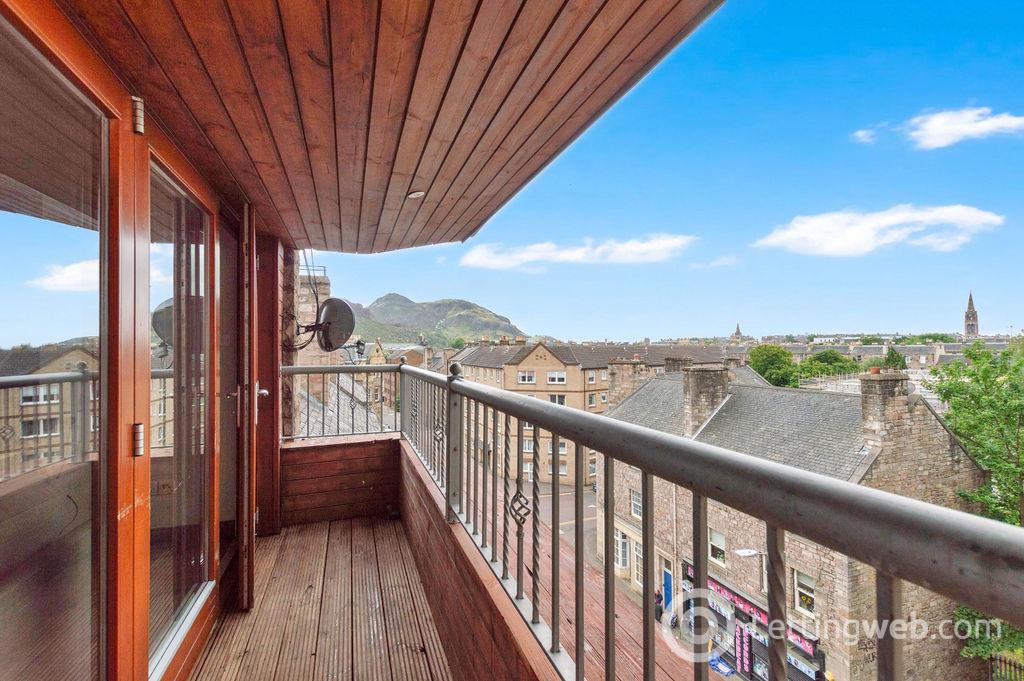 Room East Crosscauseway in Edinburgh