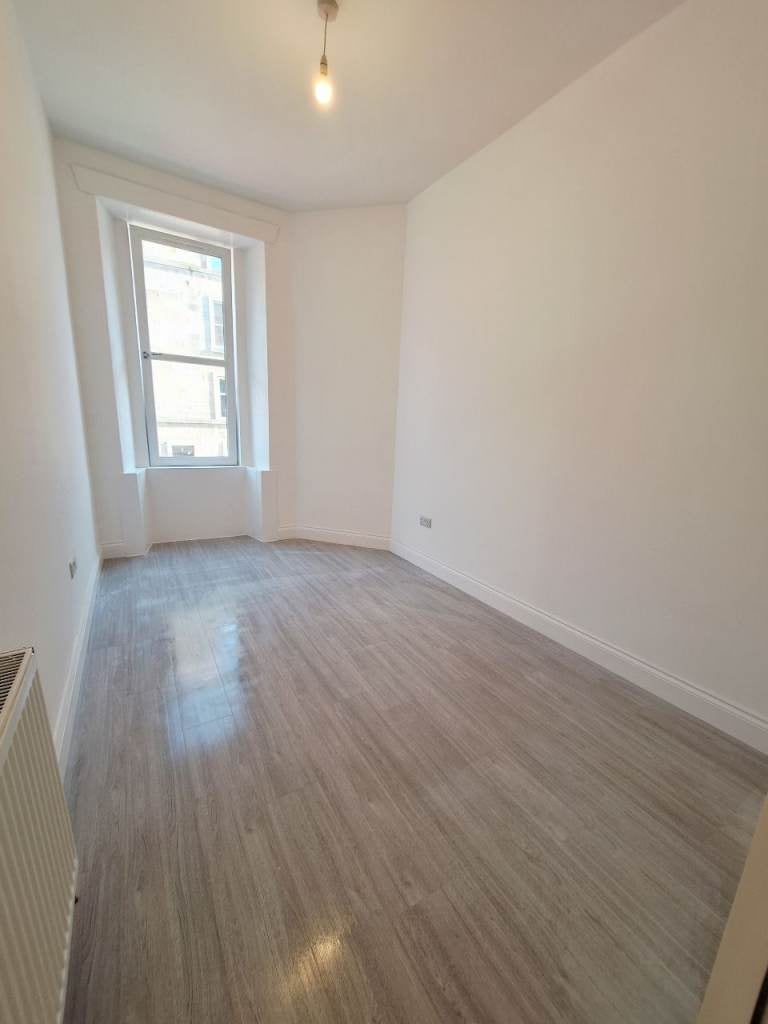 Flat Caledonian Place in City of Edinburgh