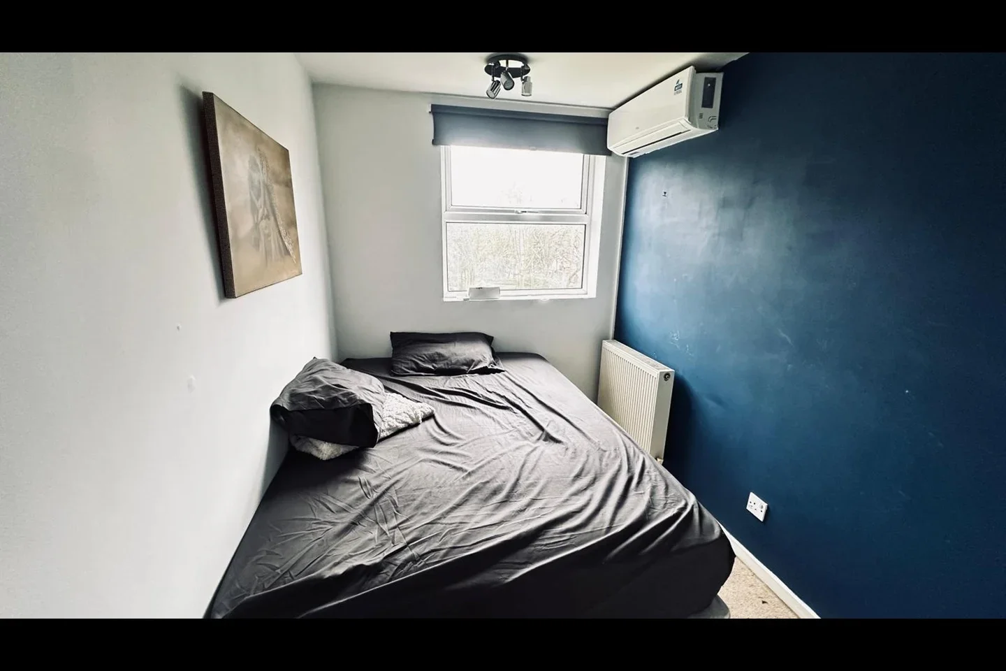 Room Fairview Court in Greater London