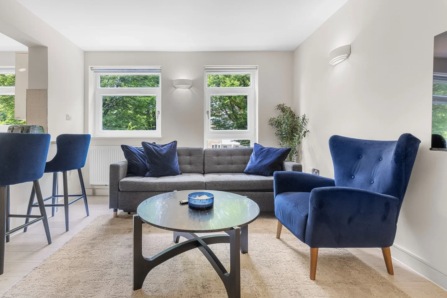 Flat Brondesbury Road in Greater London